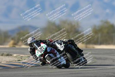 media/Dec-07-2025-CVMA (Sun) [[3e7d2de5dc]]/Race 12- Formula 40 MW and LW/